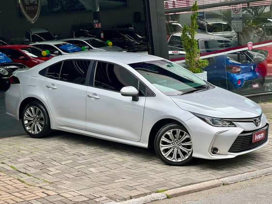 TOYOTA COROLLA 2.0 VVT-IE FLEX XEI DIRECT SHIFT TOYOTA COROLLA 2.0 VVT-IE FLEX XEI DIRECT SHIFT